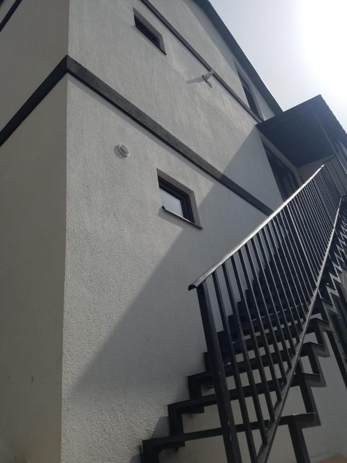 Urban Stay Rooms In Tbilisi Exterior foto